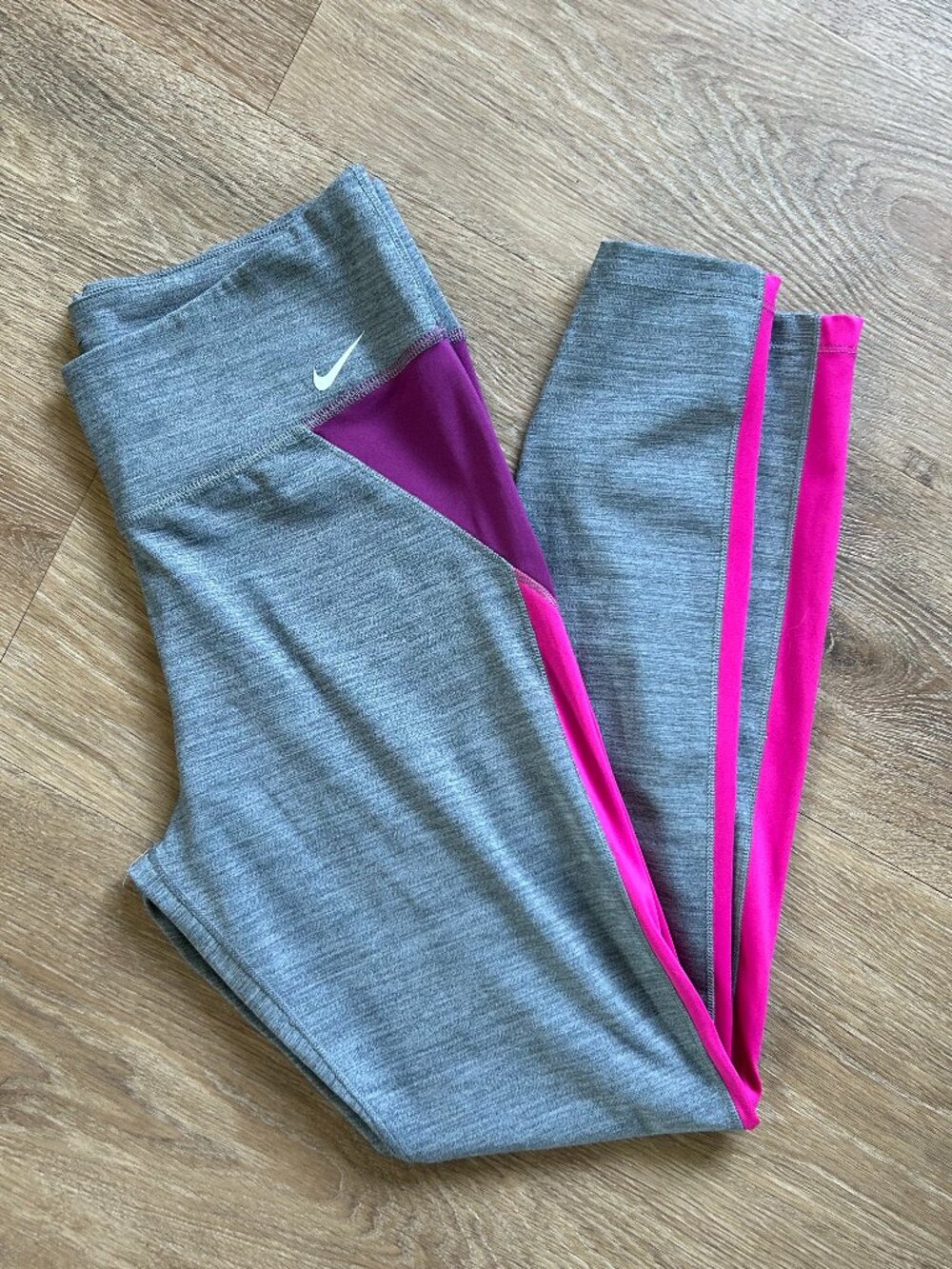 Nike One Women's Mid-Rise Color-Block Leggings DM7270-068 Size Large Grey